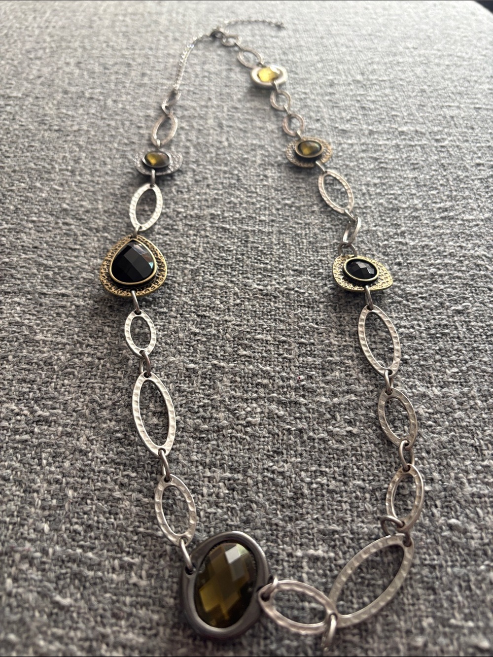 Silver-Link Necklace with Olive and Black Gem Accents